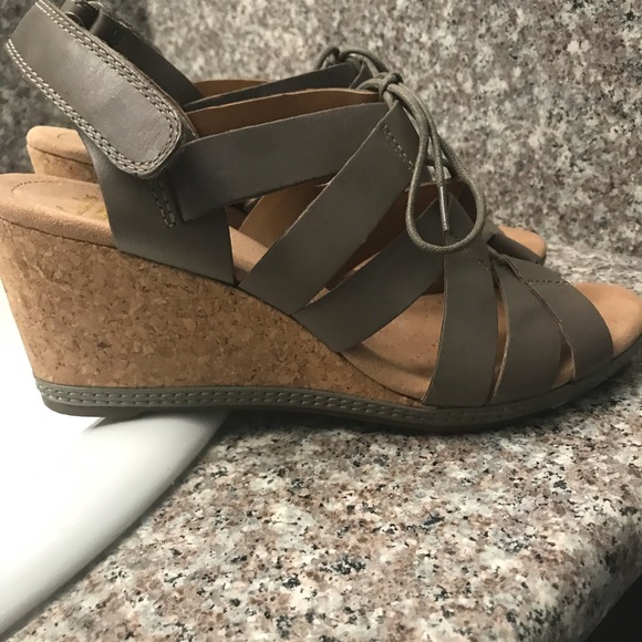 Clarks Wedge - Picture 4 of 4